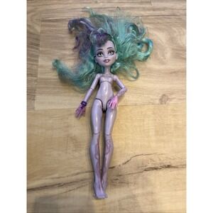 Monster High Twyla Doll From Skulltimate Secrets Neon Frights